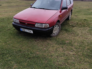 Nissan Sunny foto 7