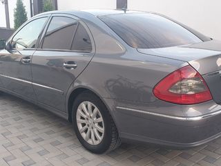 Mercedes E Class foto 3