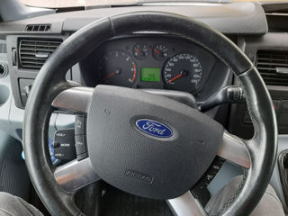 Ford Tranzit foto 6