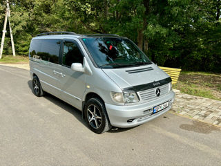 Mercedes V-Class foto 1