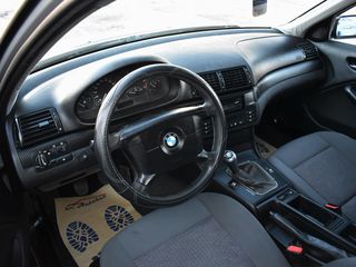 BMW 3 Series foto 6