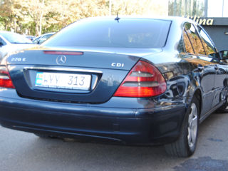 Mercedes E-Class foto 6