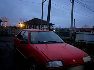 Renault 19 foto 3