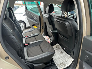 Renault Grand Scenic foto 15