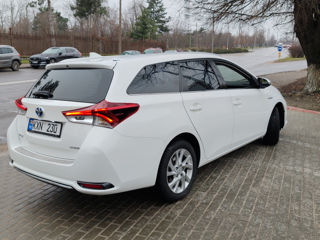 Toyota Auris foto 4