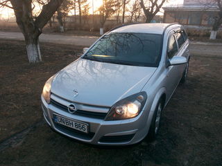 Opel Astra foto 1