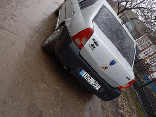 Dacia Logan foto 3