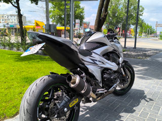 Kawasaki ZR800 foto 1
