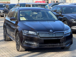 Skoda Superb foto 4