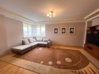 2-х комнатная квартира, 86 м², Центр, Кишинёв