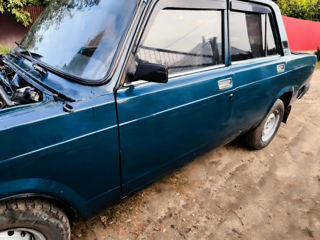 Lada / ВАЗ 2107 foto 2