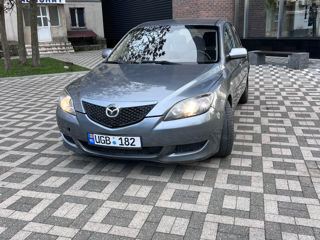 Mazda 3 foto 2