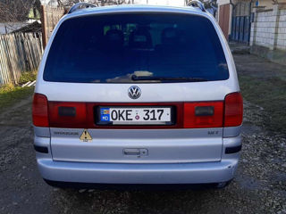 Volkswagen Sharan foto 3