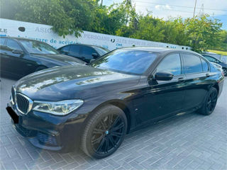 BMW 7 Series foto 2