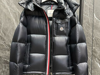 Пуховик Moncler Montbeliard