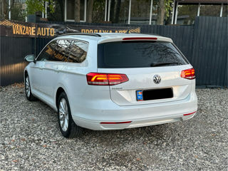 Volkswagen Passat foto 6