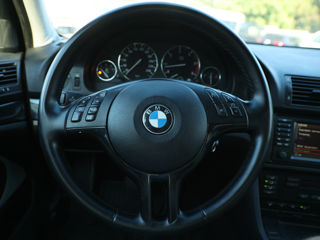 BMW 5 Series foto 7