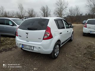 Dacia Sandero foto 8