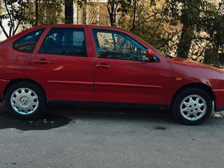 Volkswagen Polo foto 3