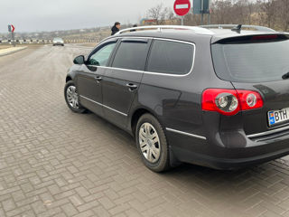 Volkswagen Passat foto 3