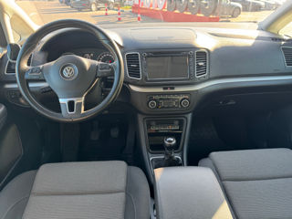 Volkswagen Sharan foto 9