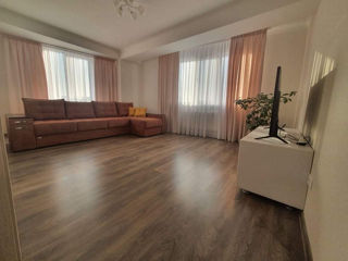 Apartament cu 3 camere, 85 m², Râșcani, Chișinău foto 3