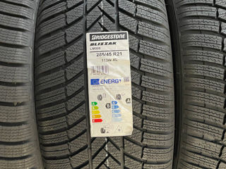 285/45 R21 Michelin / Bridgestone. 2022