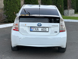 Toyota Prius foto 4