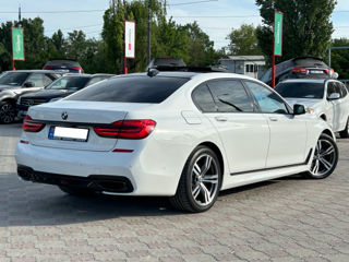 BMW 7 Series foto 4