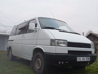 Volkswagen Caravelle foto 5