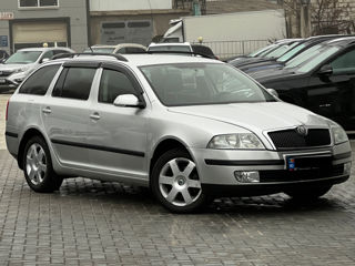 Skoda Octavia foto 3