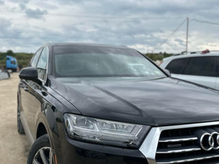 Audi Q7 foto 2