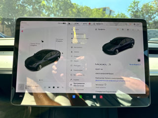 Tesla Model 3 foto 14