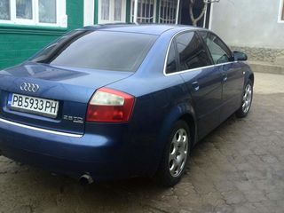 Audi A4 foto 1