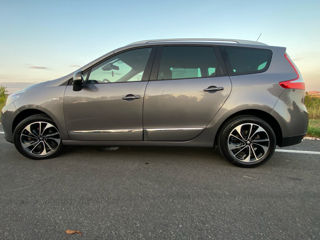 Renault Grand Scenic foto 3