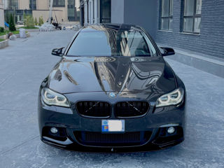 BMW 5 Series foto 3