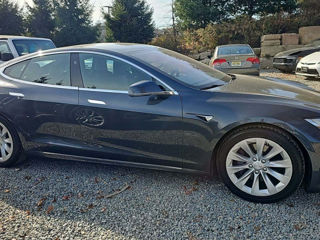 Tesla Model S foto 3