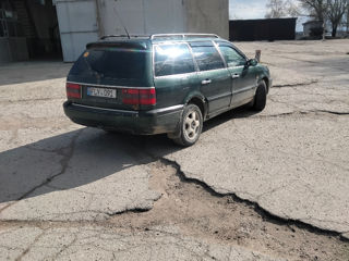 Volkswagen Passat foto 4