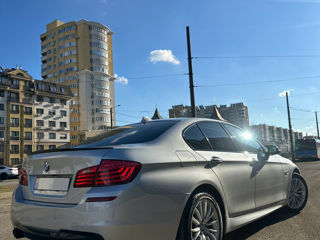 BMW 5 Series foto 2