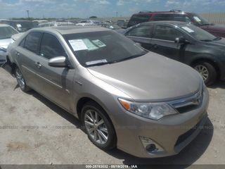 Toyota Camry foto 1