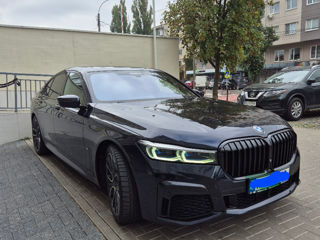 BMW 7 Series foto 2