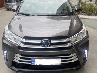 Toyota Highlander foto 1