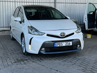 Toyota Prius + foto 2