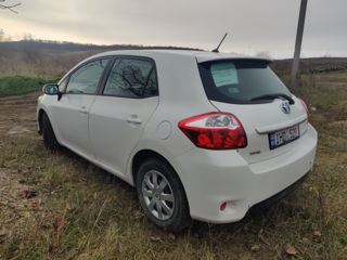 Toyota Auris foto 2