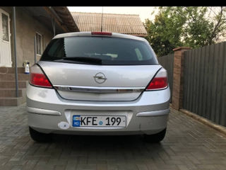 Opel Astra foto 3