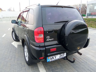 Toyota Rav 4 foto 2