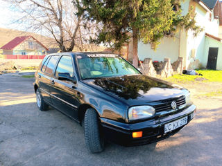 Volkswagen Golf foto 1