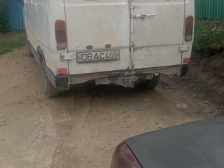Mercedes Benz 208 фото 3