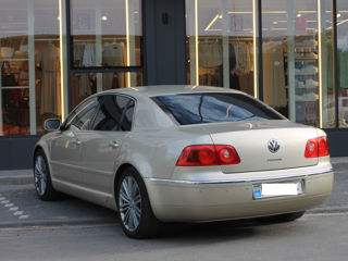 Volkswagen Phaeton foto 11