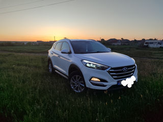 Hyundai Tucson foto 2